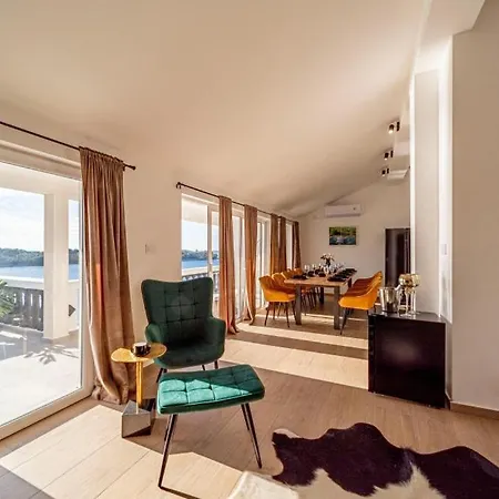 Apartamento Karbuni Royal By Guide